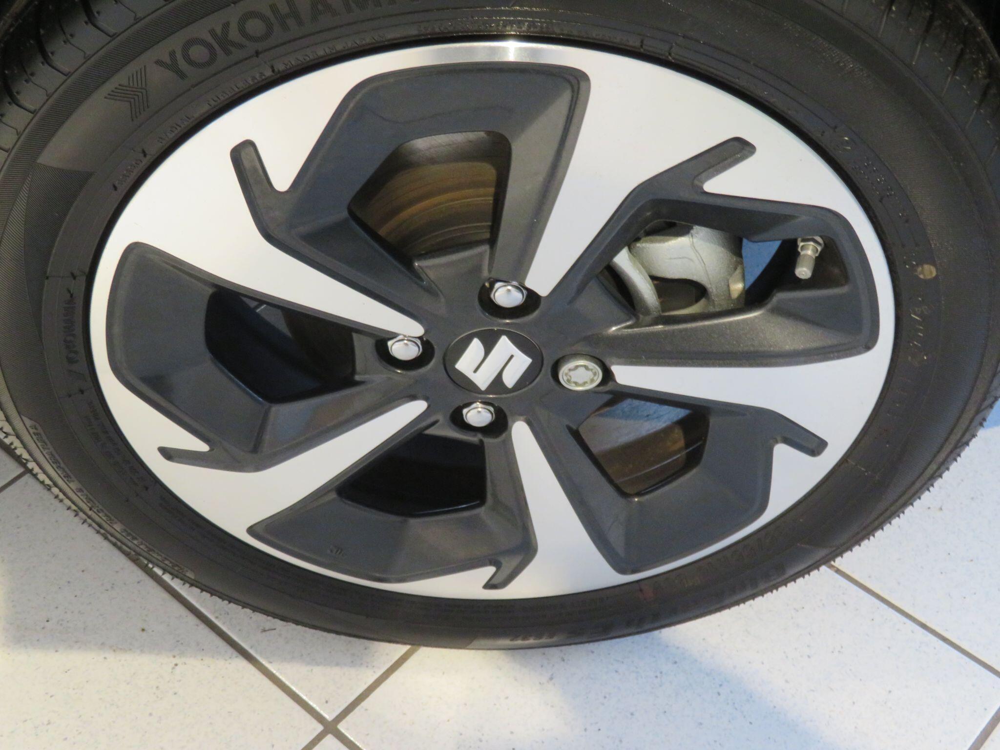 Suzuki Swift - Image 11