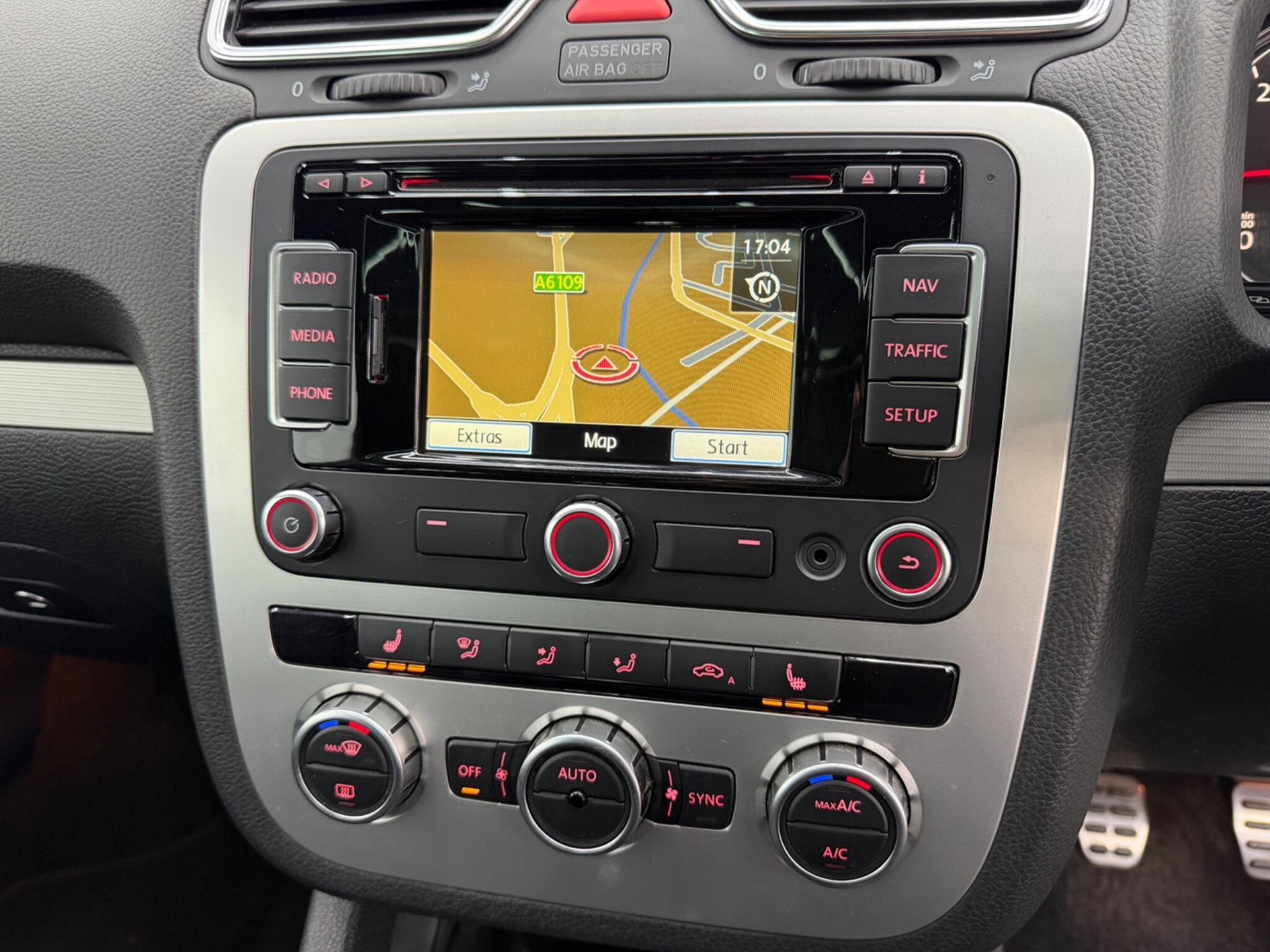 Volkswagen Scirocco - Image 22