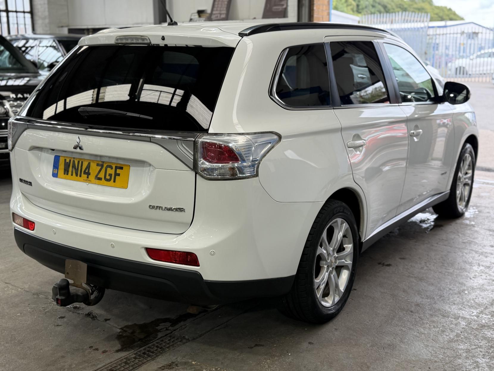 Mitsubishi Outlander - Image 5