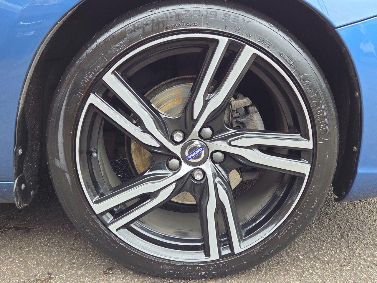 Volvo V60 - Image 21