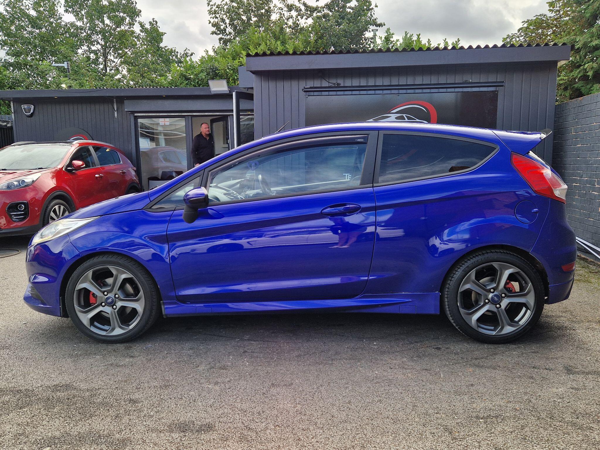 Ford Fiesta - Image 6