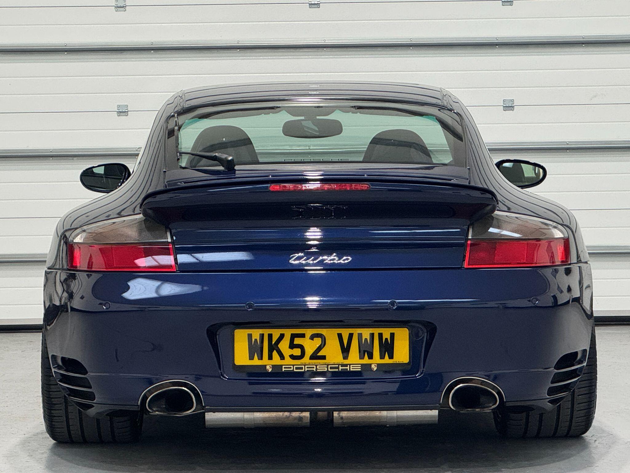 Porsche 911 - Image 13