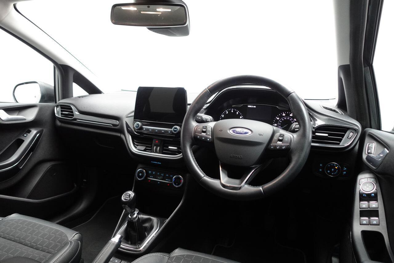 Ford Fiesta - Image 15
