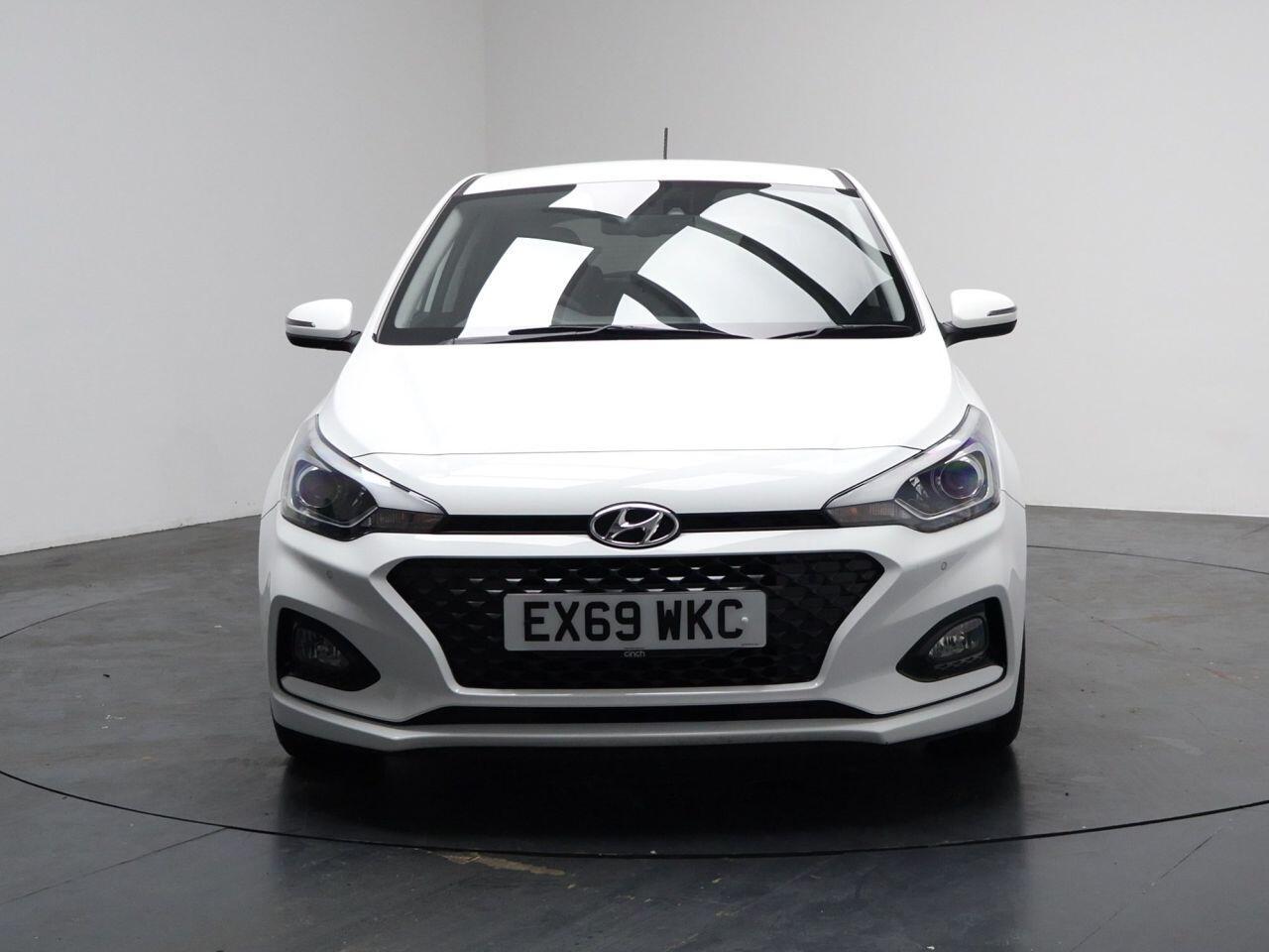 Hyundai i20 - Image 5