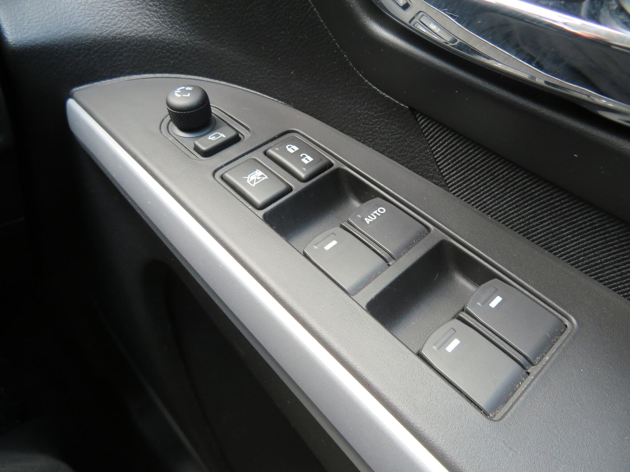 Suzuki SX4 S-Cross - Image 12