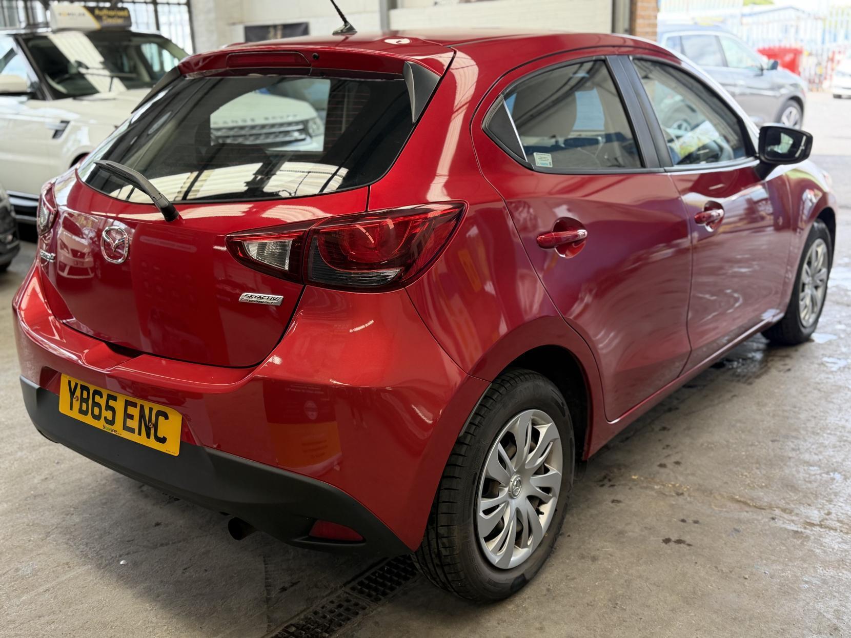 Mazda MAZDA2 - Image 4
