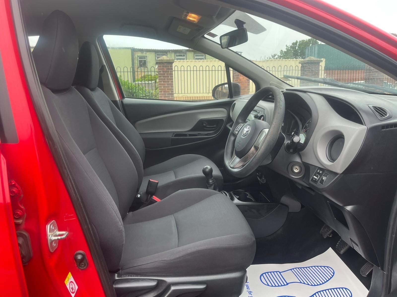 Toyota Yaris - Image 11