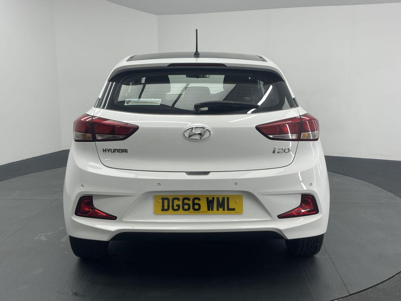 Hyundai i20 - Image 11