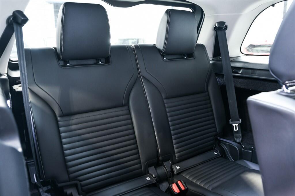 Land Rover Discovery - Image 15