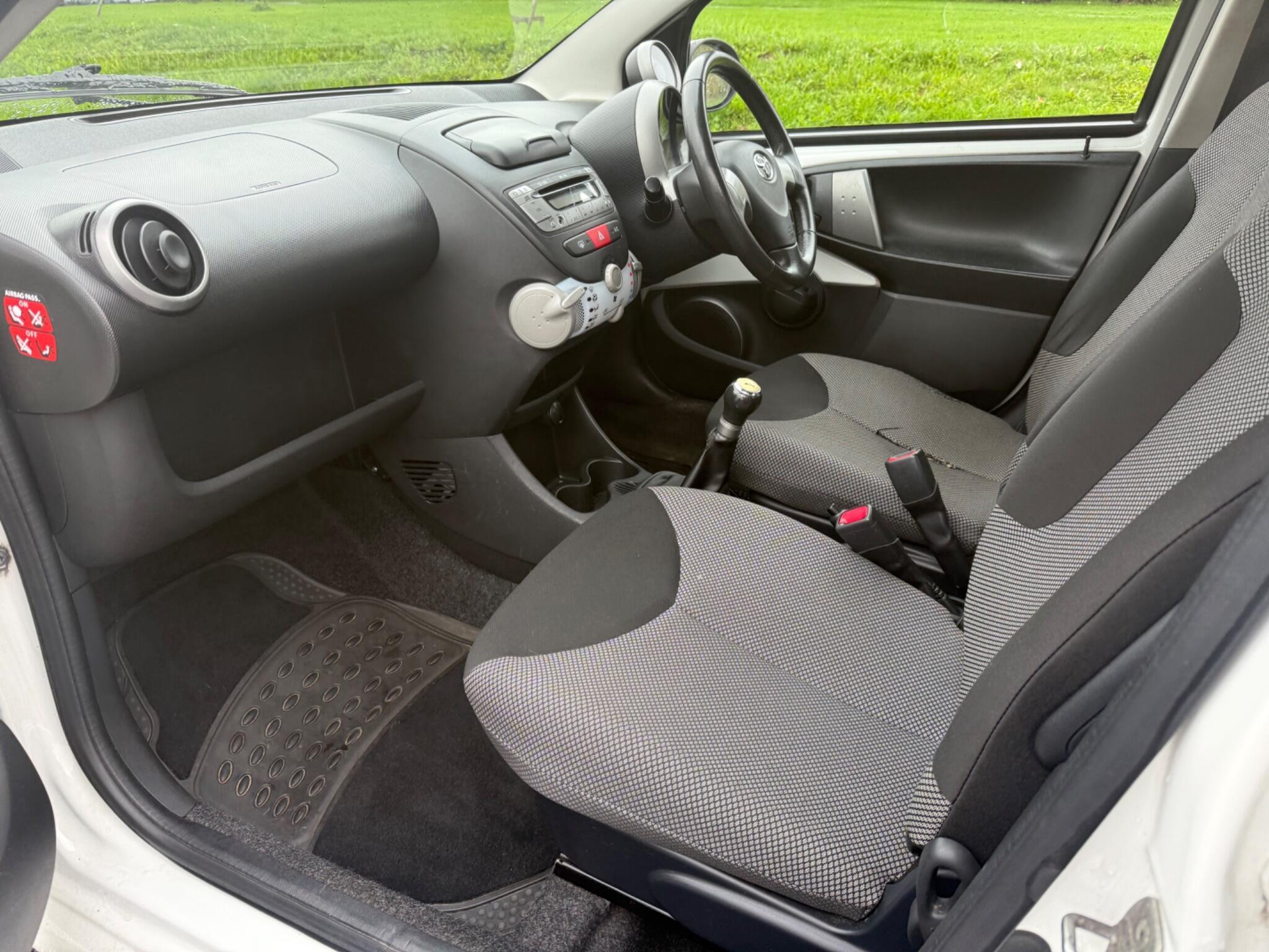 Toyota Aygo - Image 10