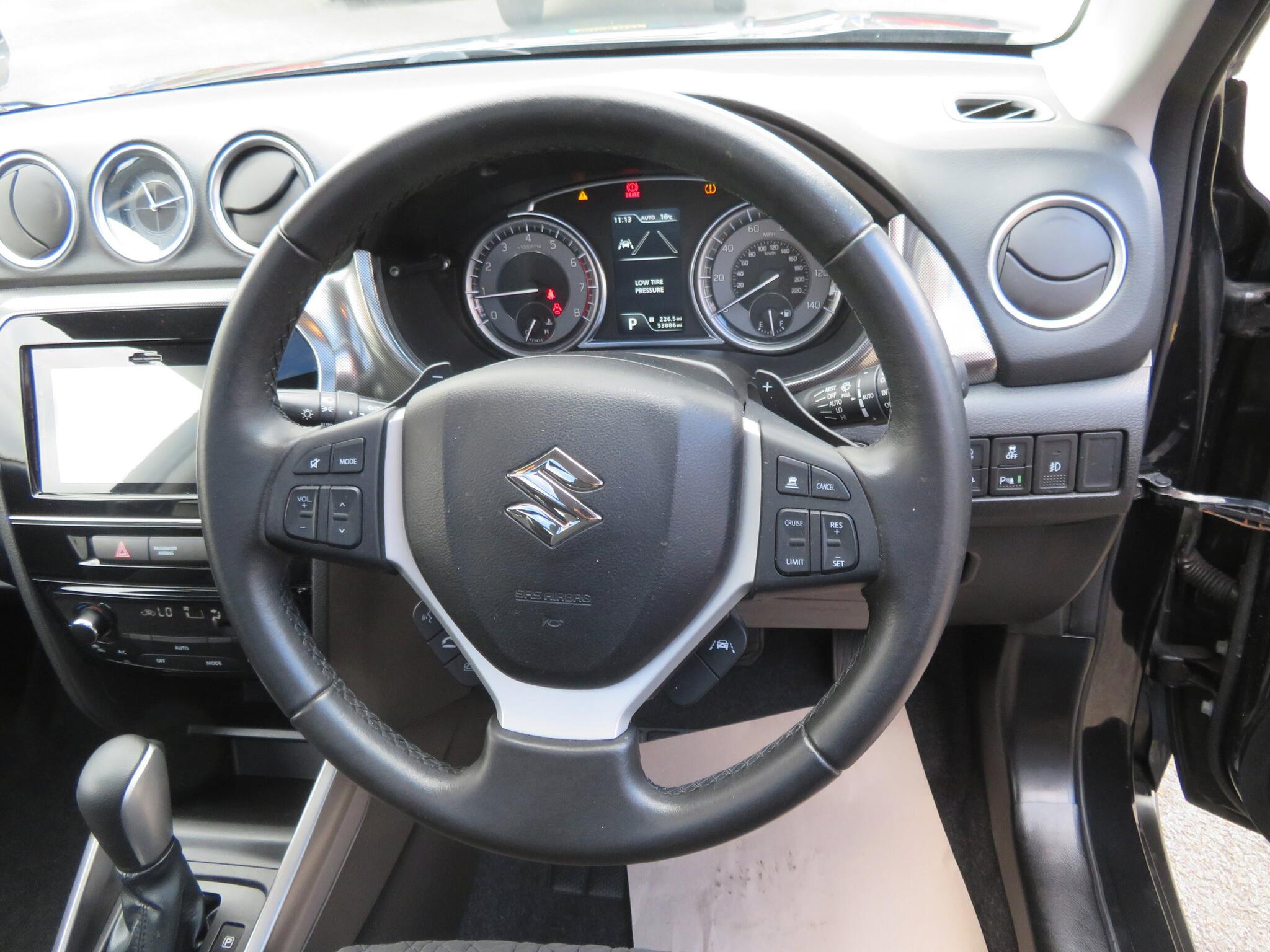 Suzuki Vitara - Image 17