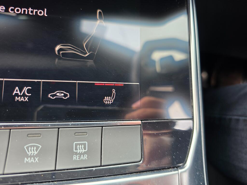 Audi A6 Avant - Image 41