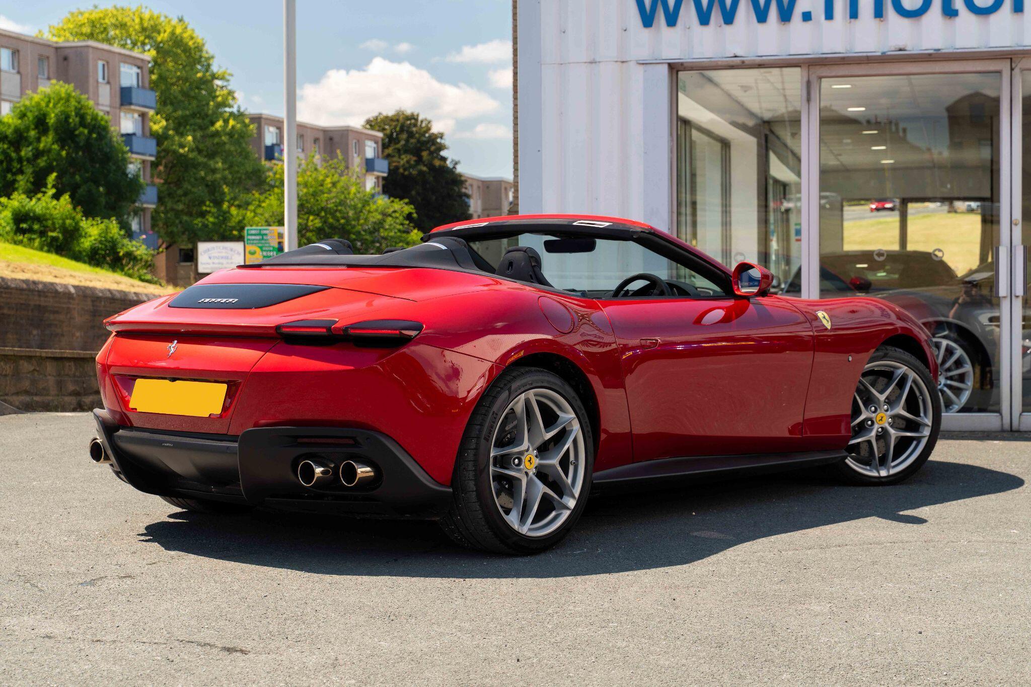 Ferrari ROMA - Image 11