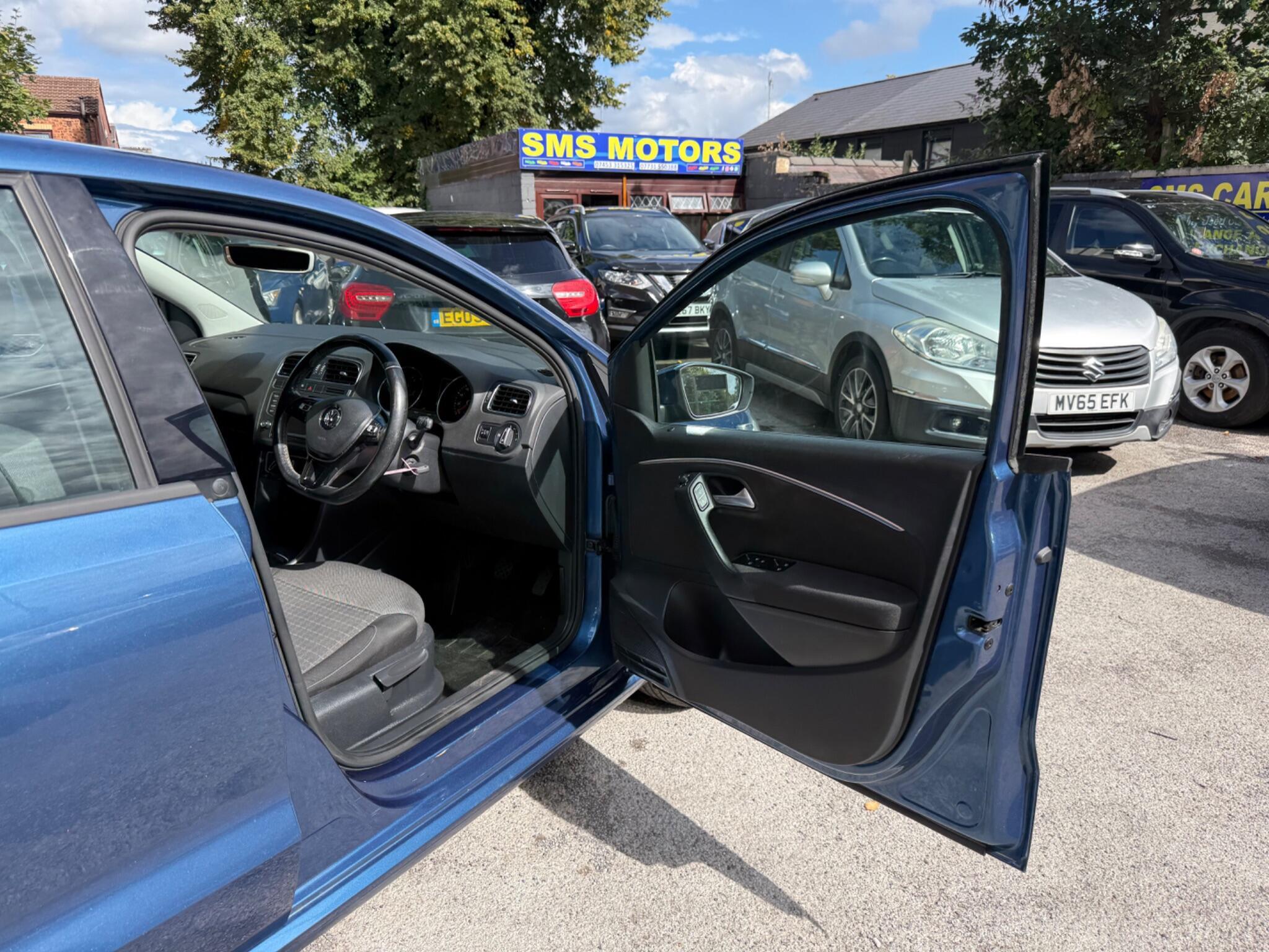 Volkswagen Polo - Image 18