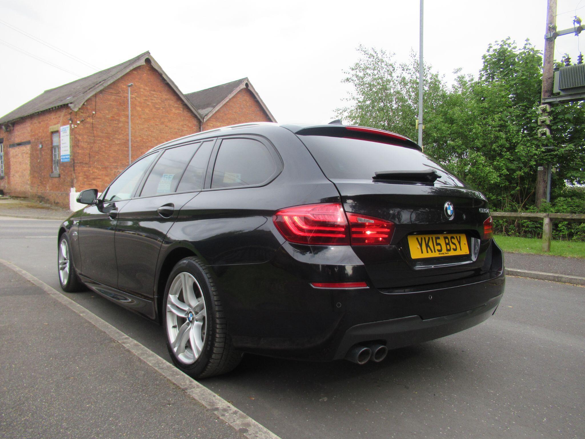 BMW 5 Series - Image 5
