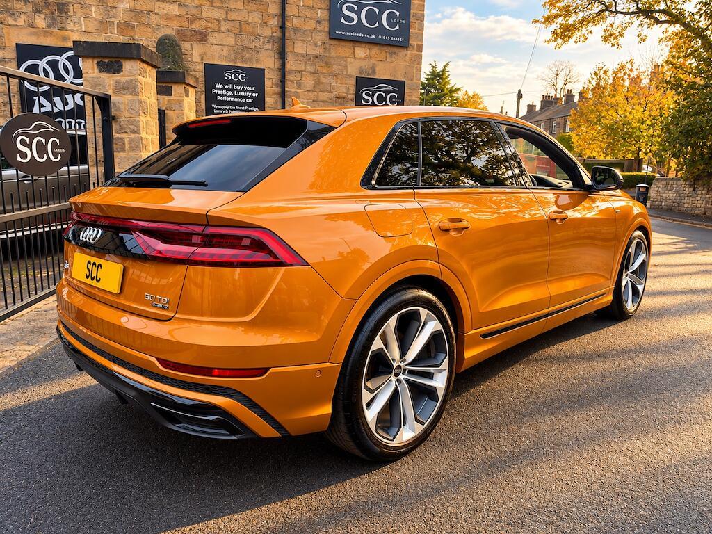 Audi Q8 - Image 8
