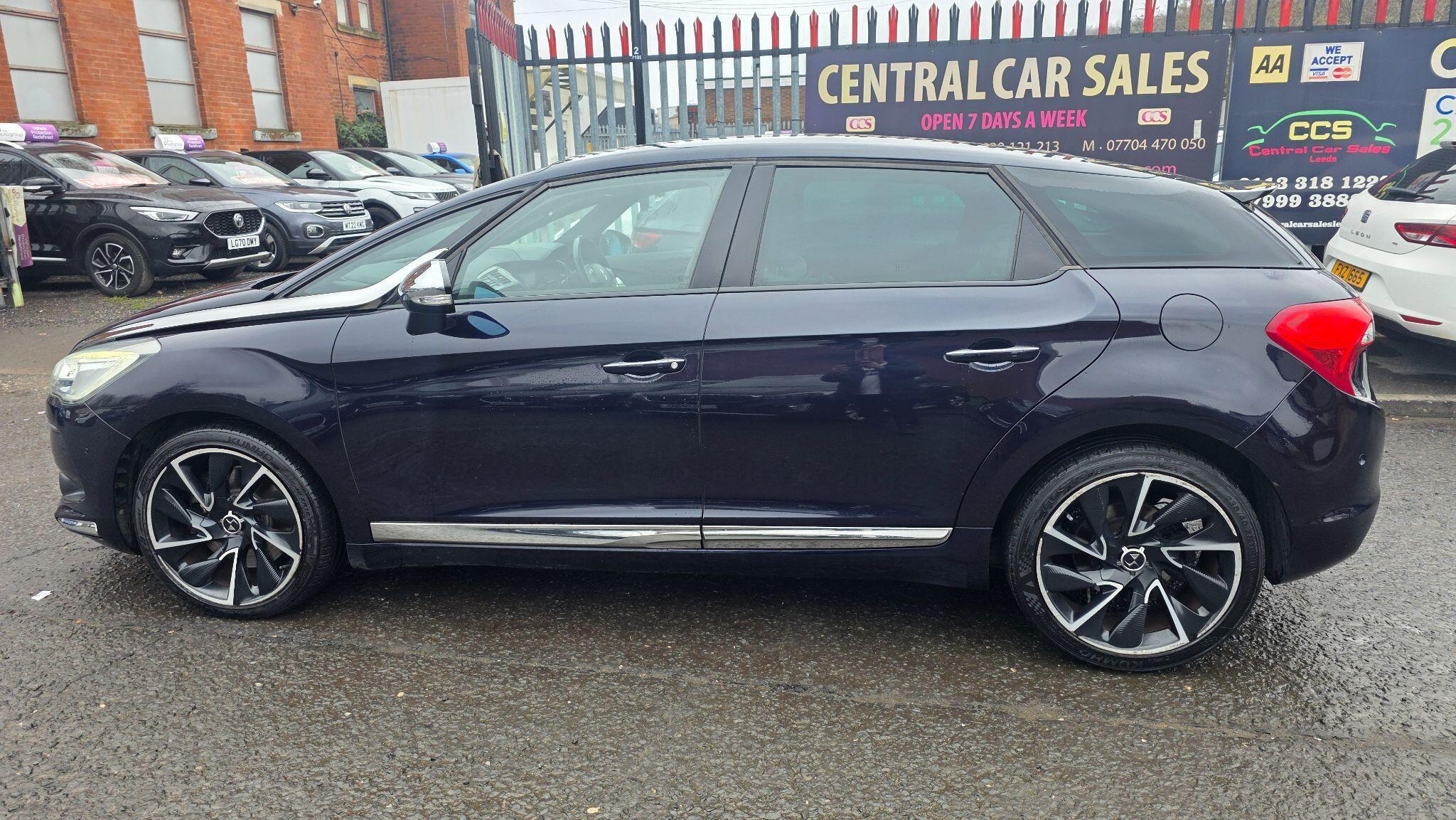 DS AUTOMOBILES DS 5 - Image 18