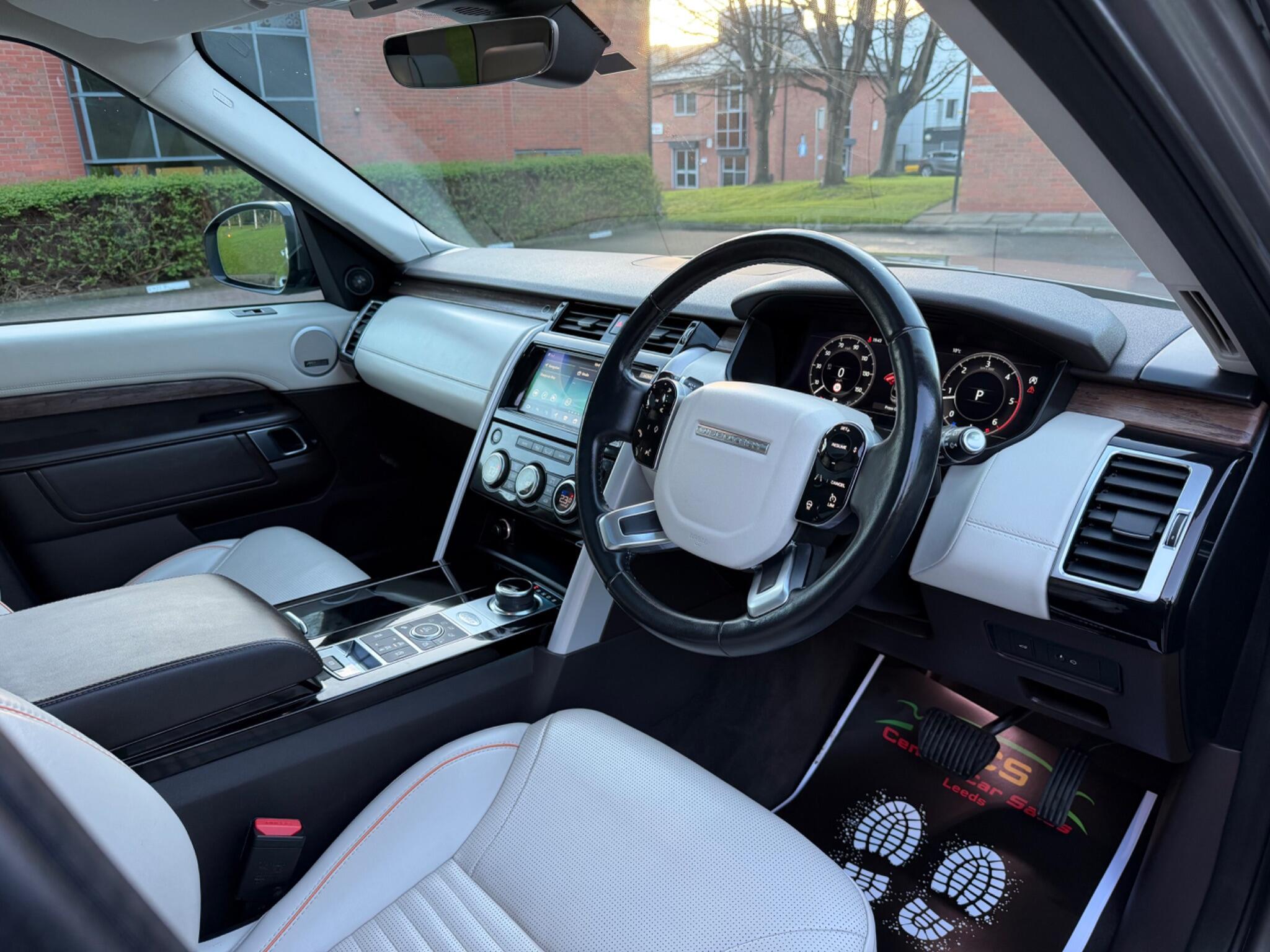 Land Rover Discovery - Image 33