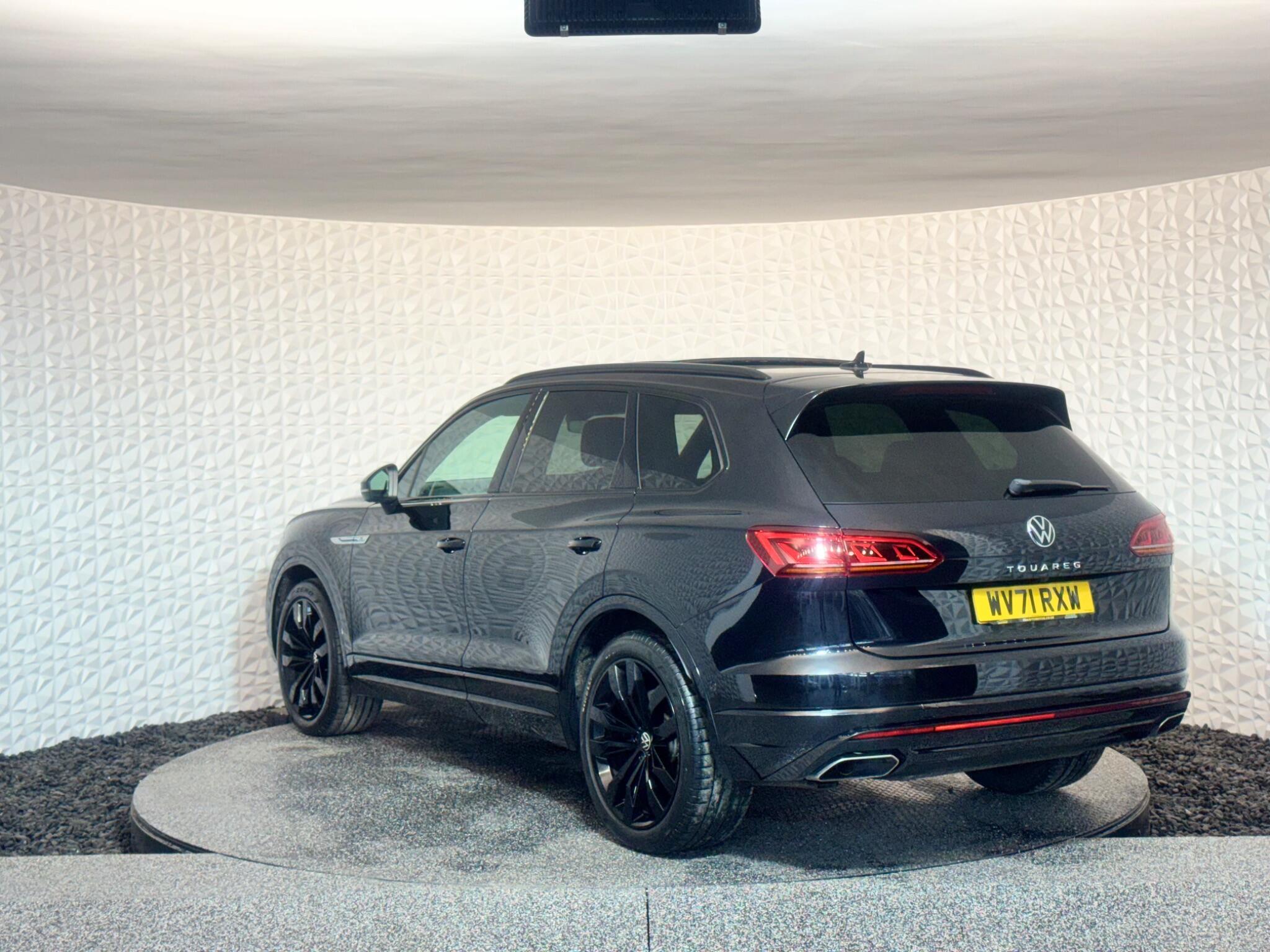 Volkswagen Touareg - Image 5