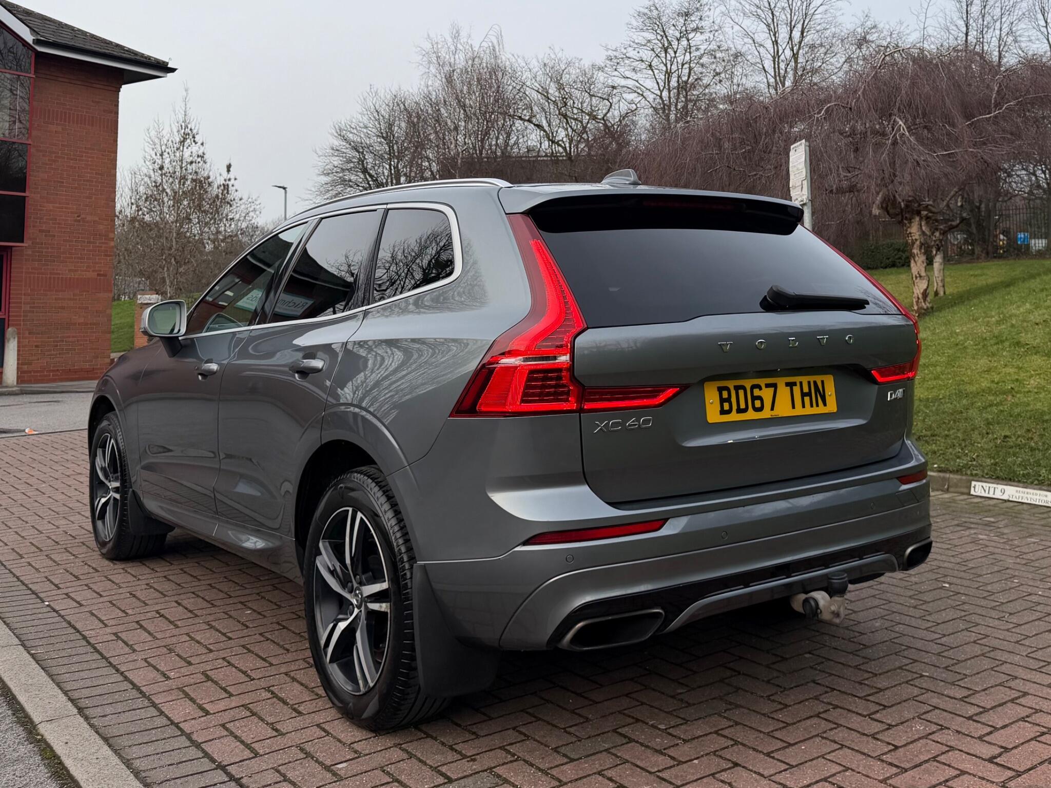 Volvo XC60 - Image 10