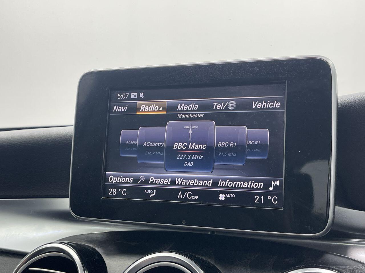 Mercedes GLC - Image 39