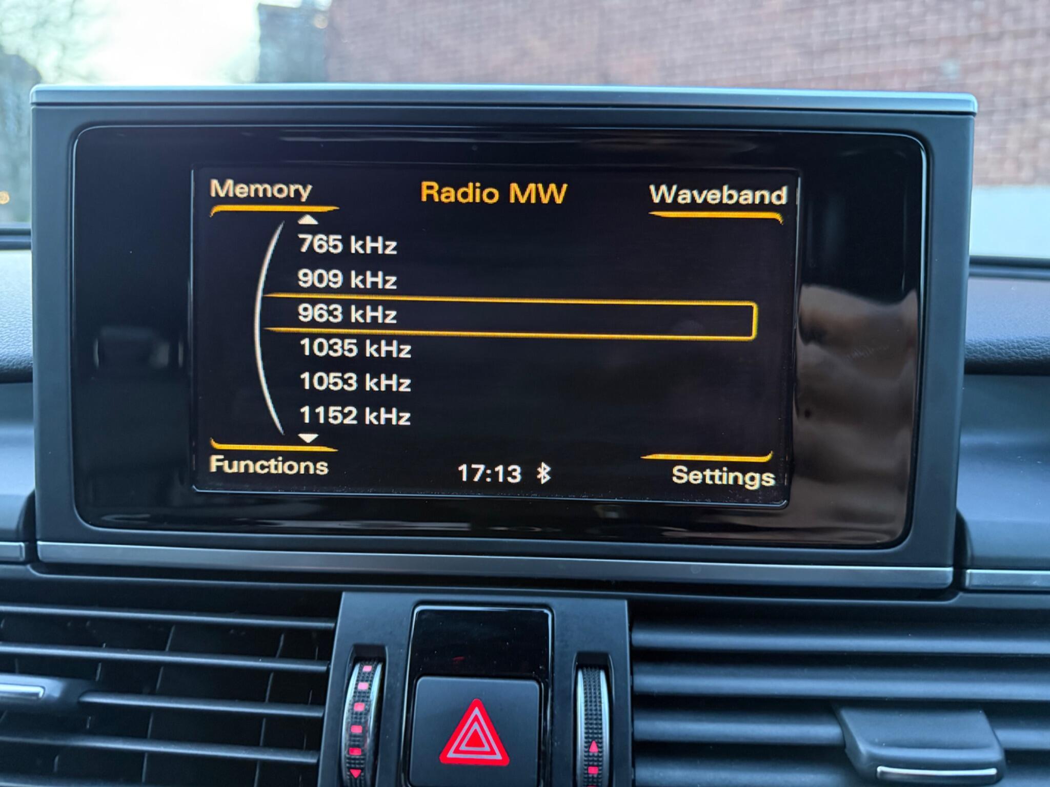 Audi A6 Saloon - Image 19