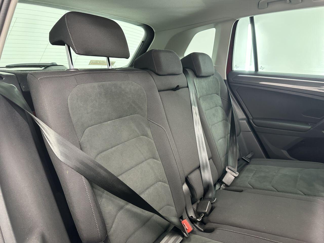 Volkswagen Tiguan - Image 15