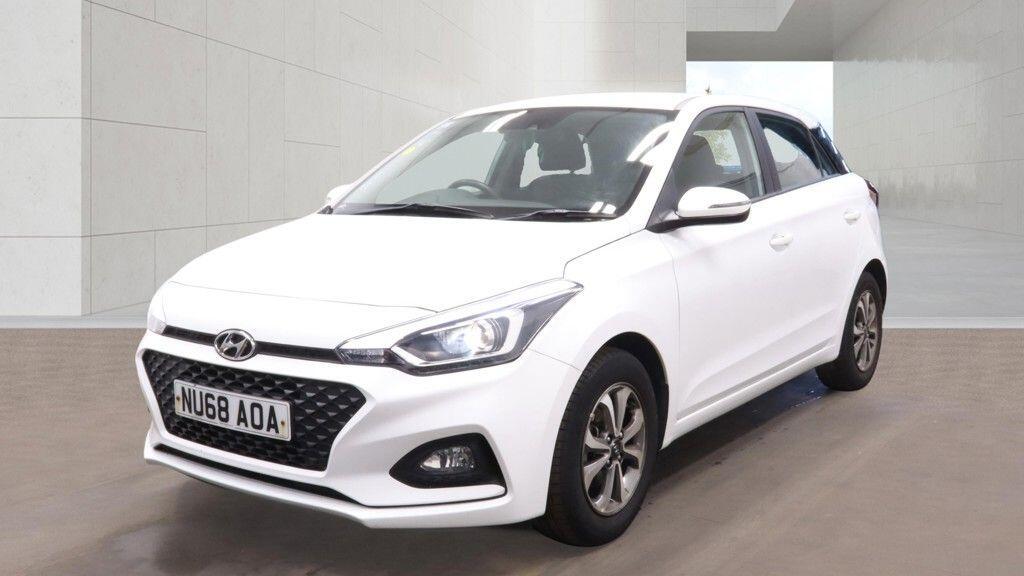 Hyundai i20 - Image 2