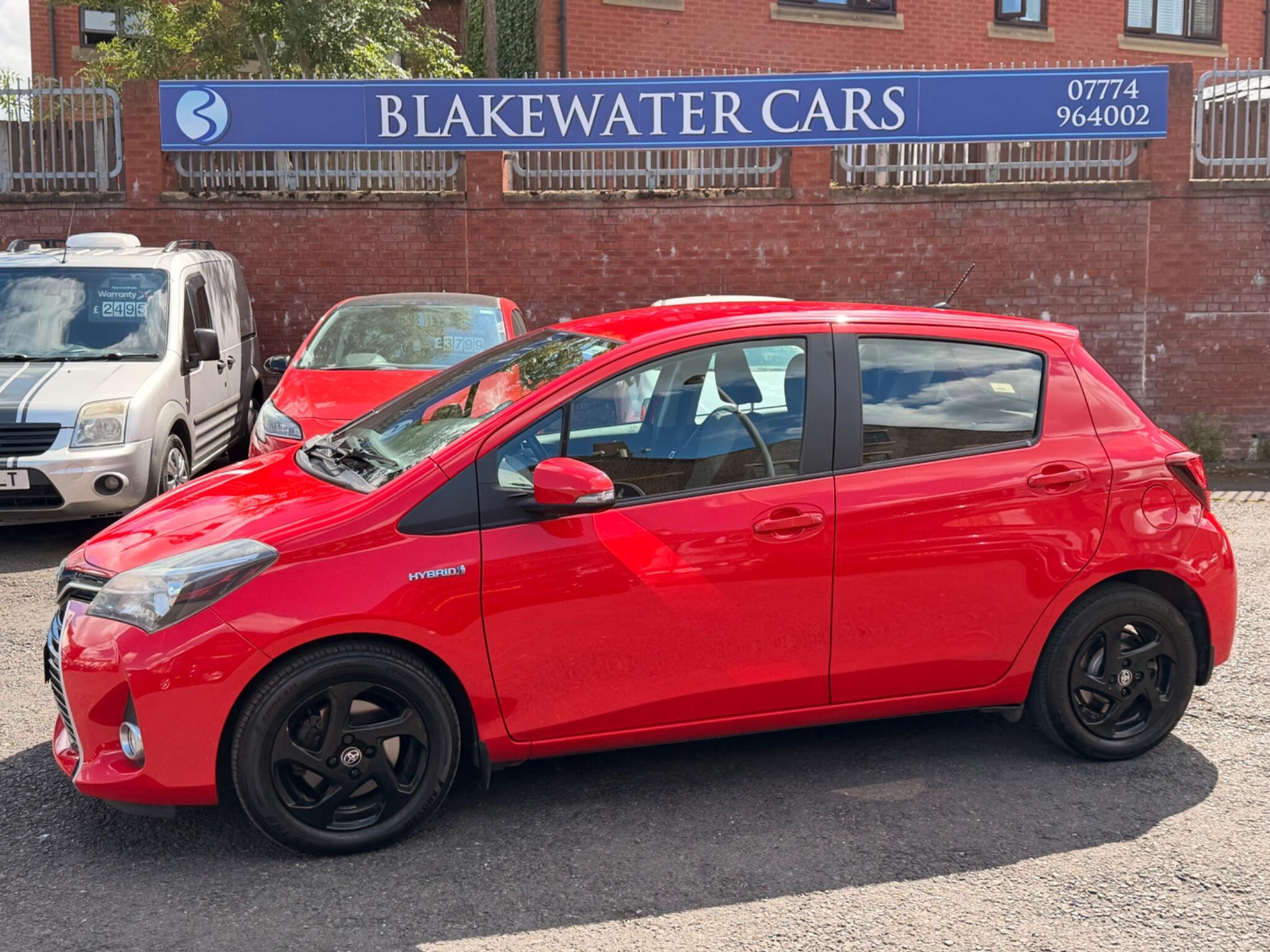 Toyota Yaris - Image 4