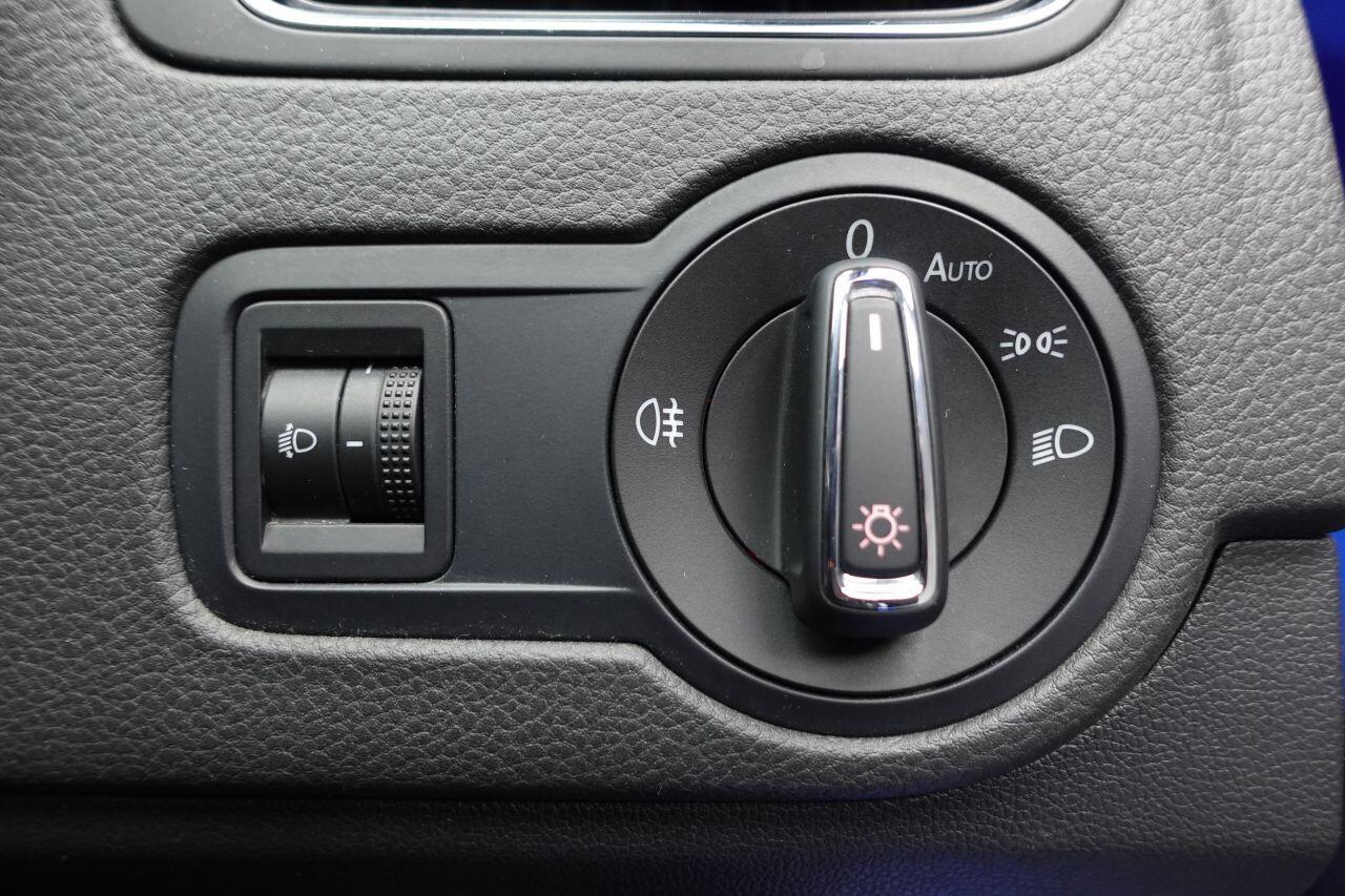 Volkswagen Polo - Image 36