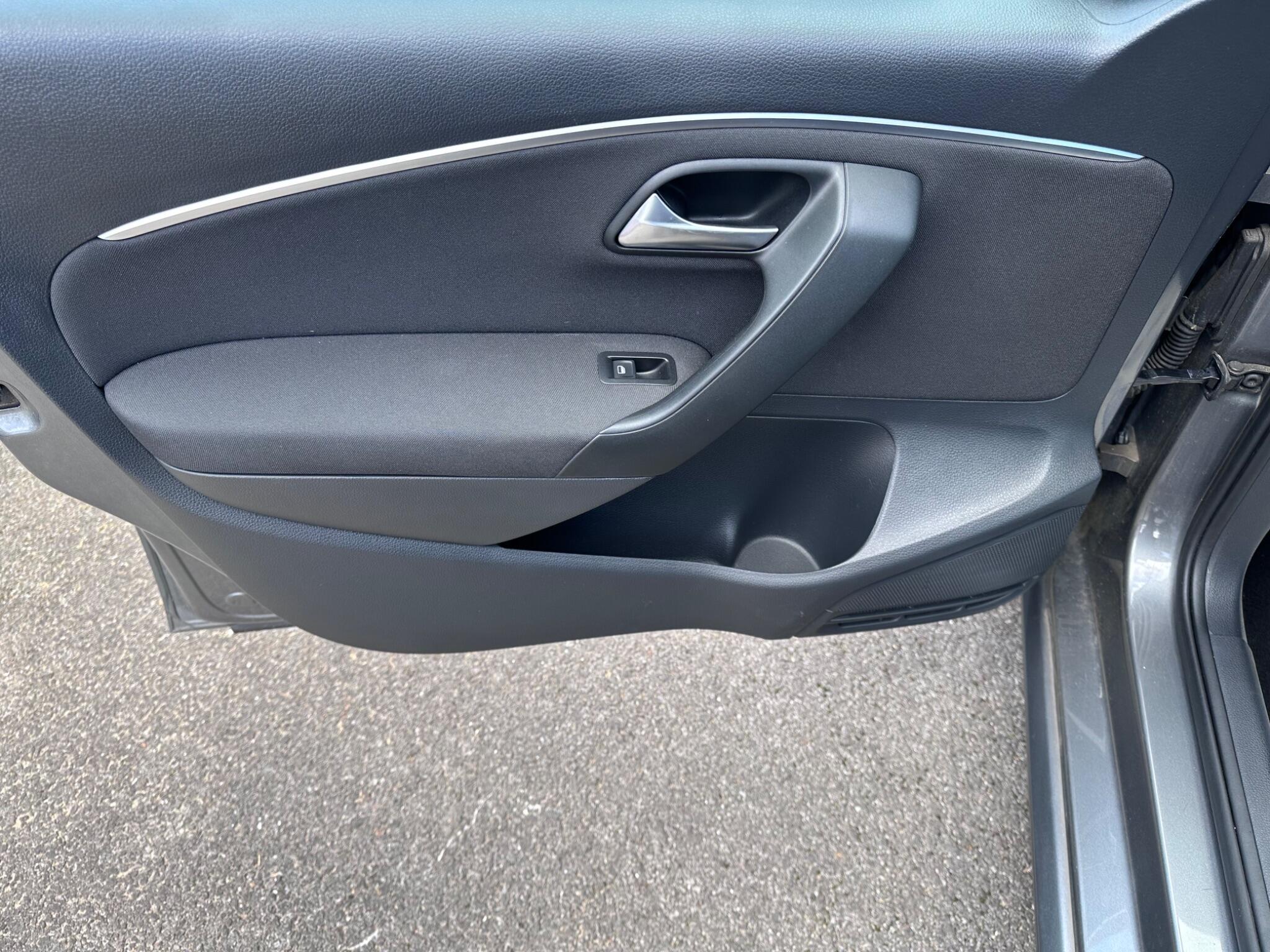 Volkswagen Polo - Image 28