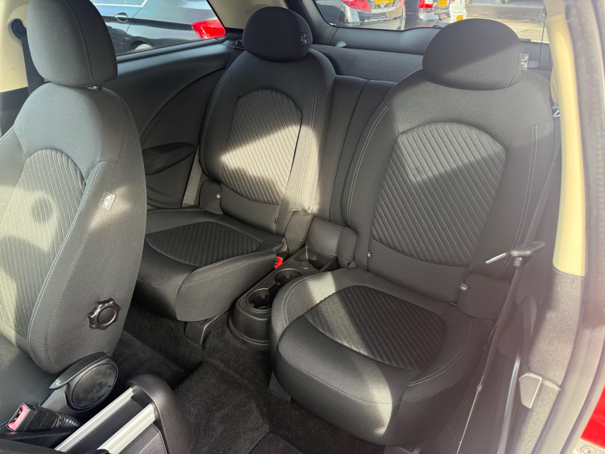 MINI Paceman - Image 15