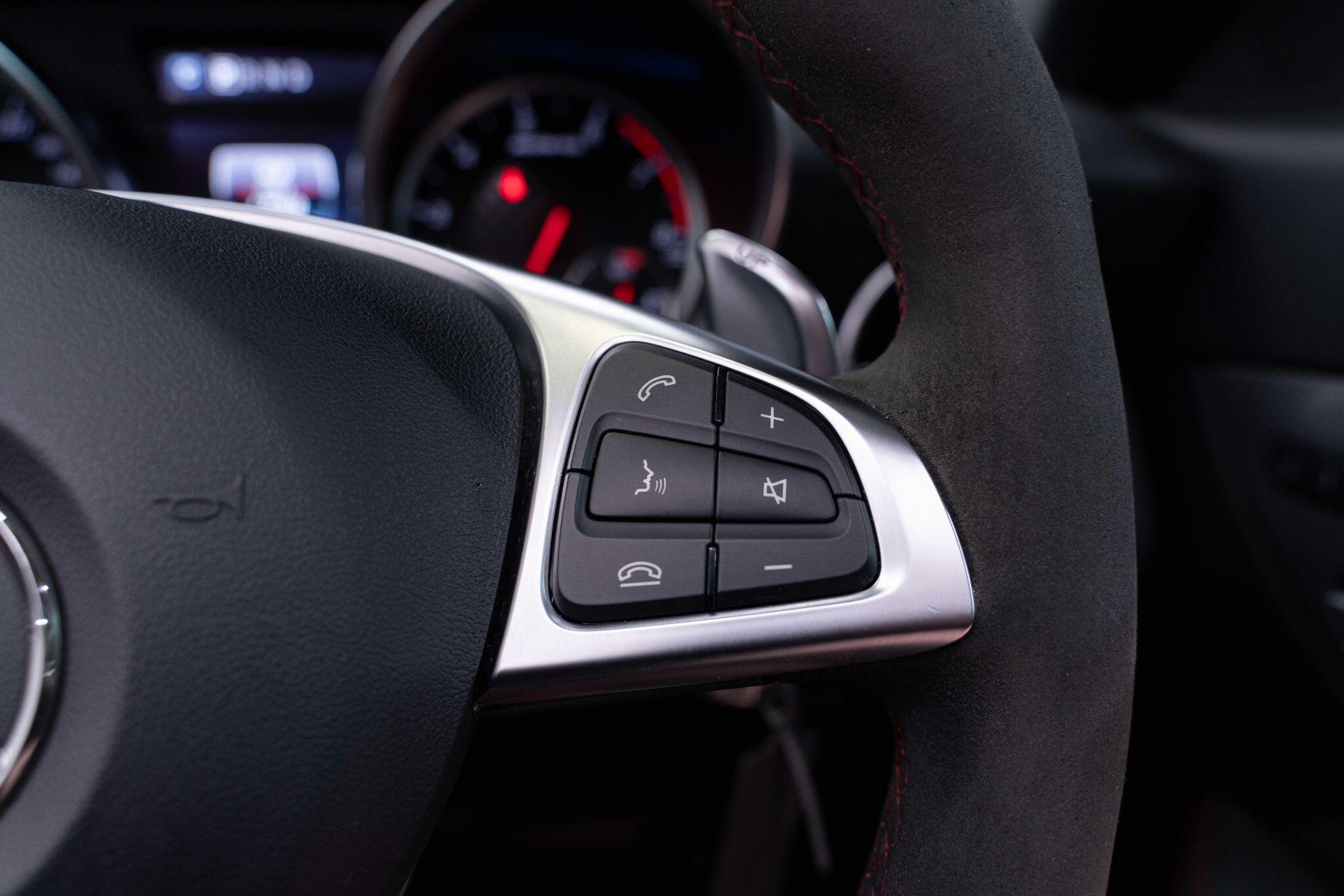 Mercedes SLC - Image 18