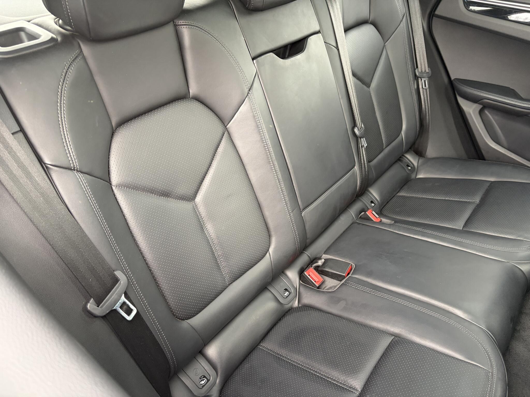 Porsche Macan - Image 16