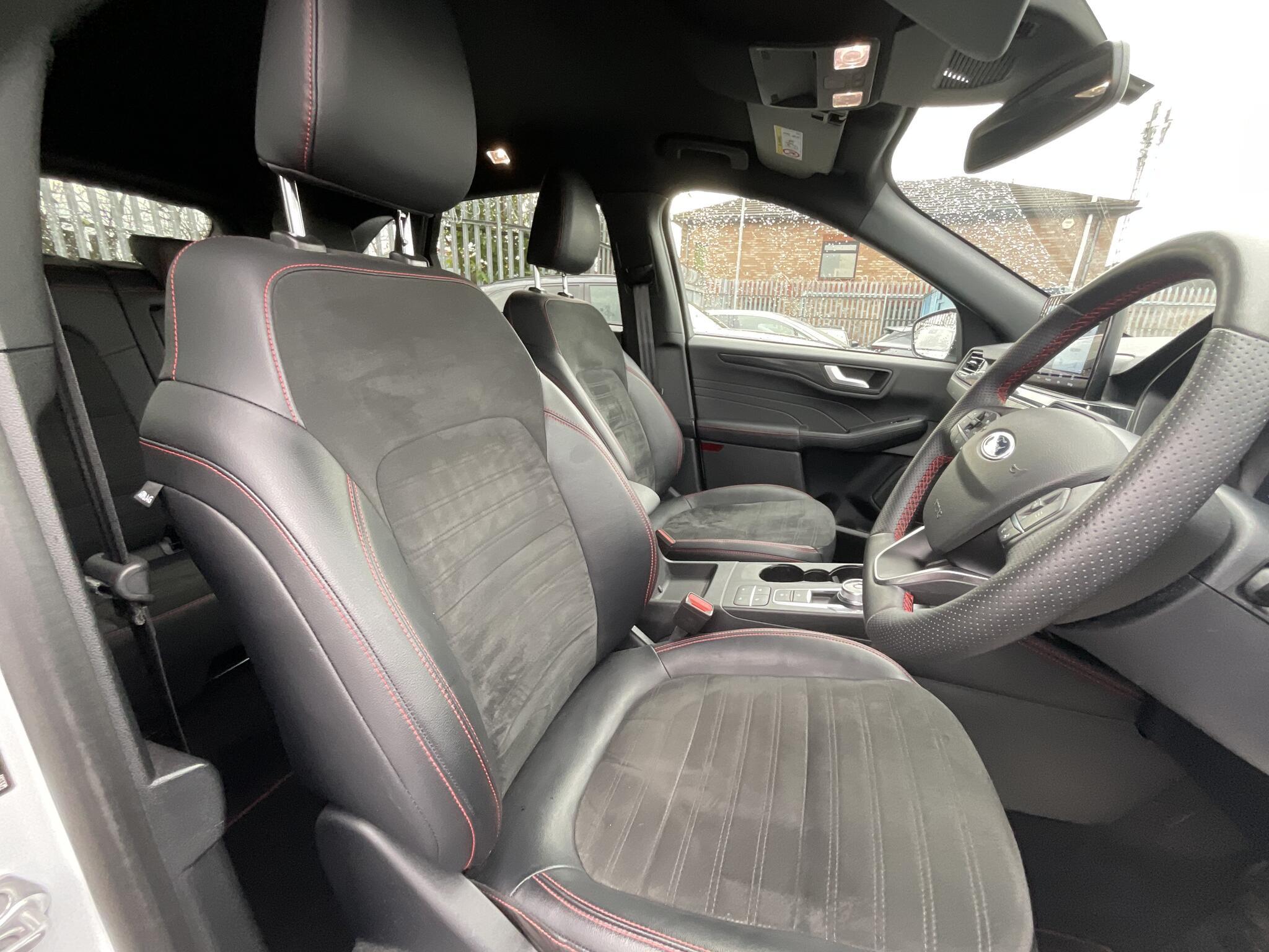 Ford Kuga - Image 8