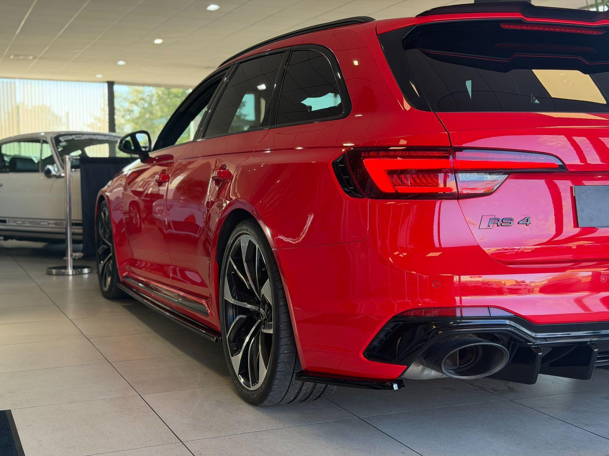 Audi Rs4 Avant - Image 13