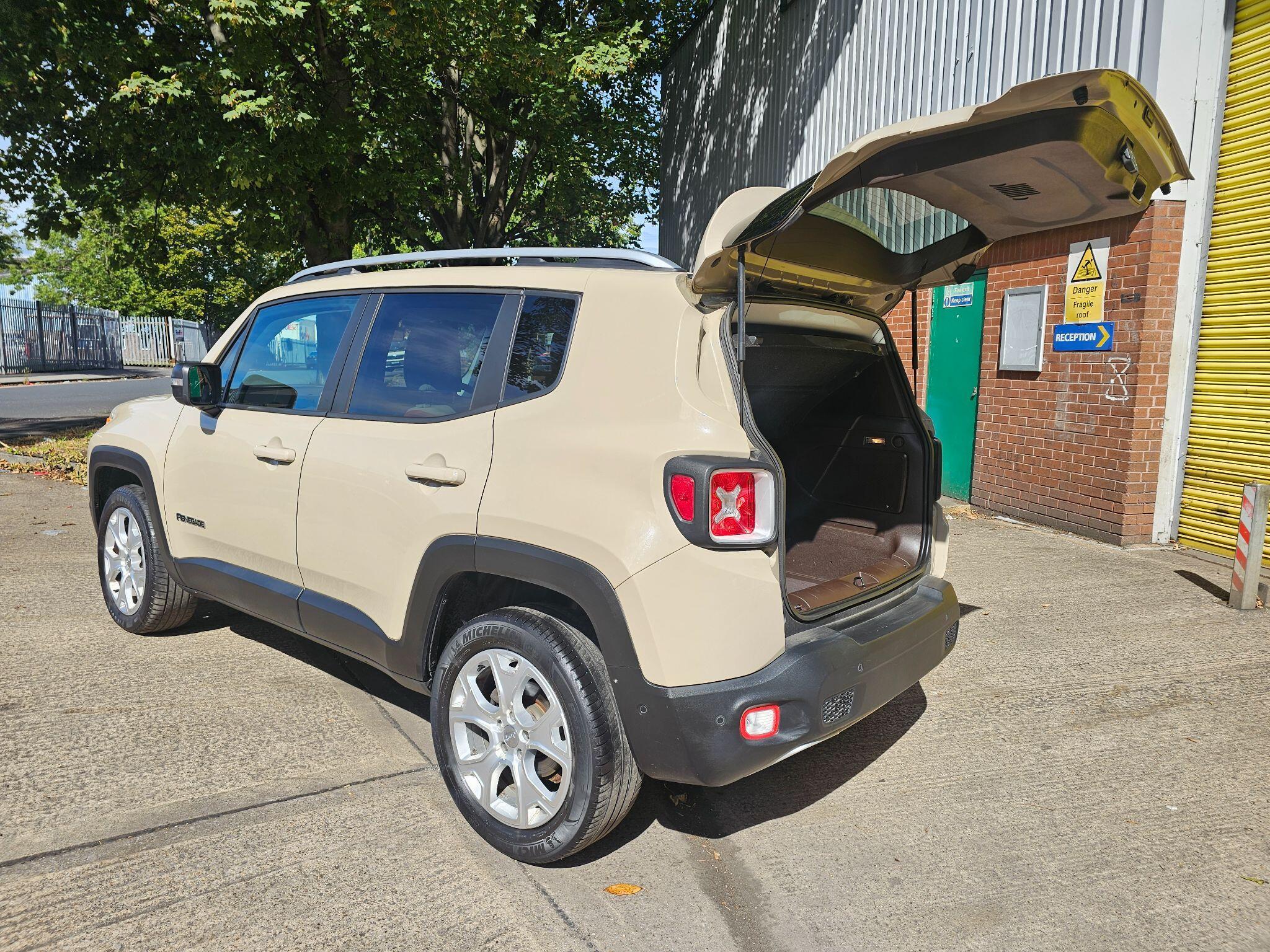Jeep Renegade - Image 7
