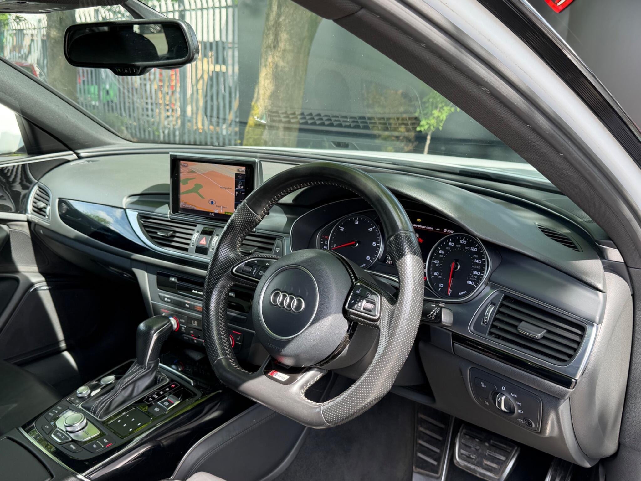 Audi A6 Avant - Image 13