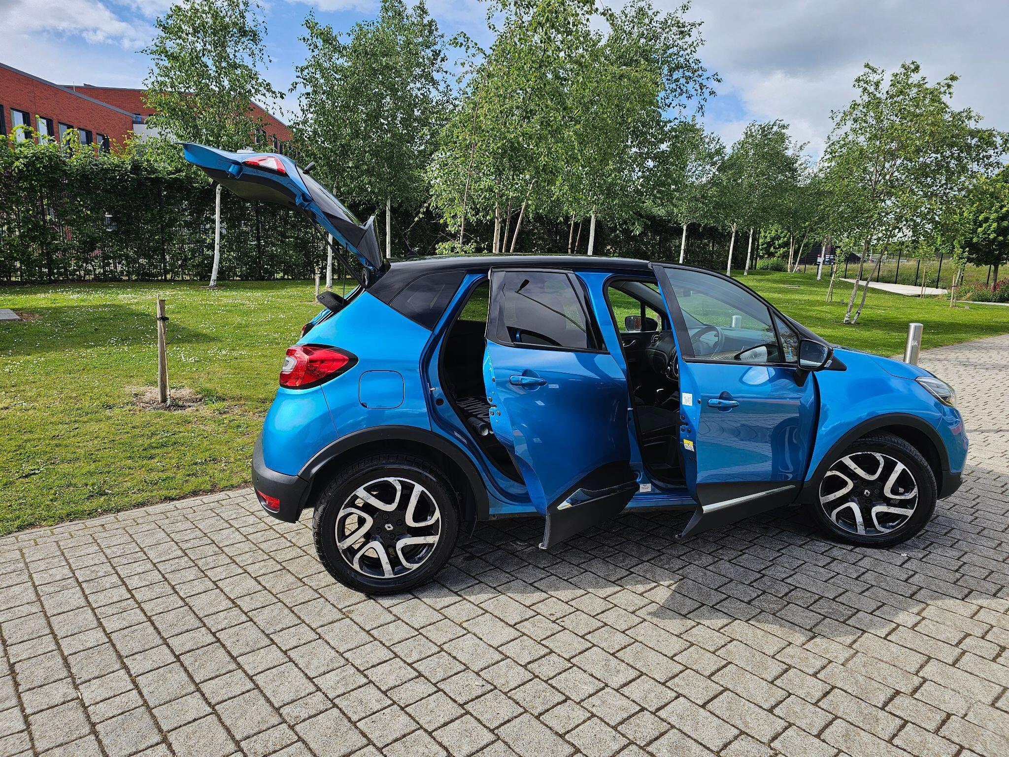 Renault Captur - Image 40