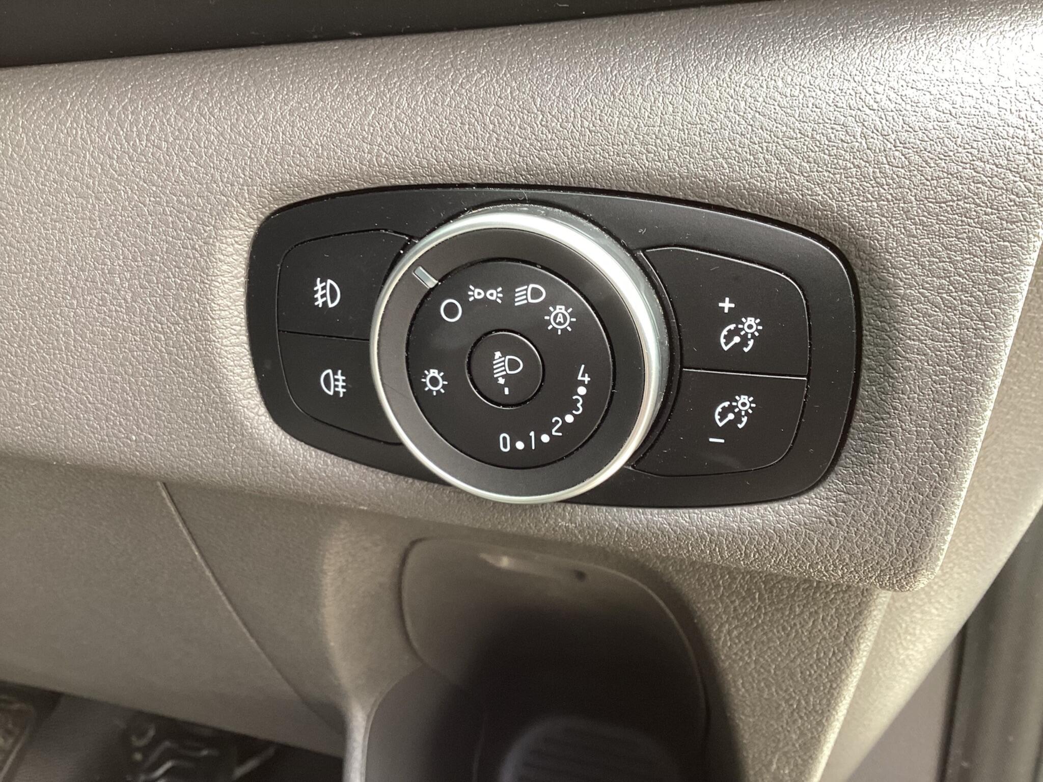 Ford Transit Custom - Image 18