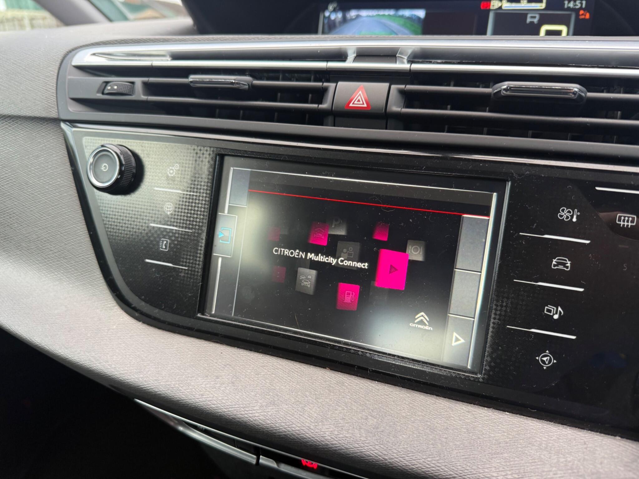 Citroen C4 Picasso - Image 23