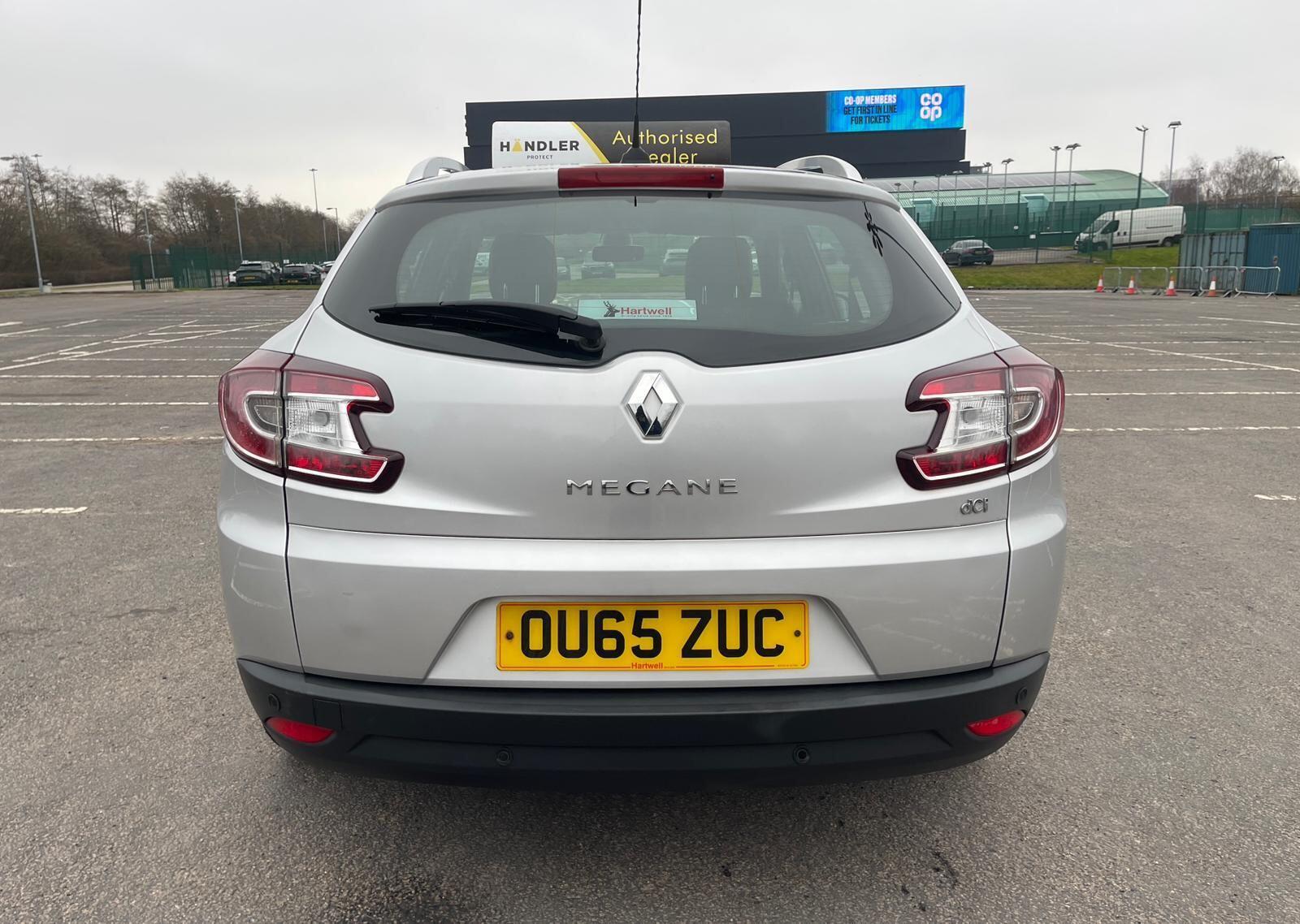 Renault Megane - Image 12