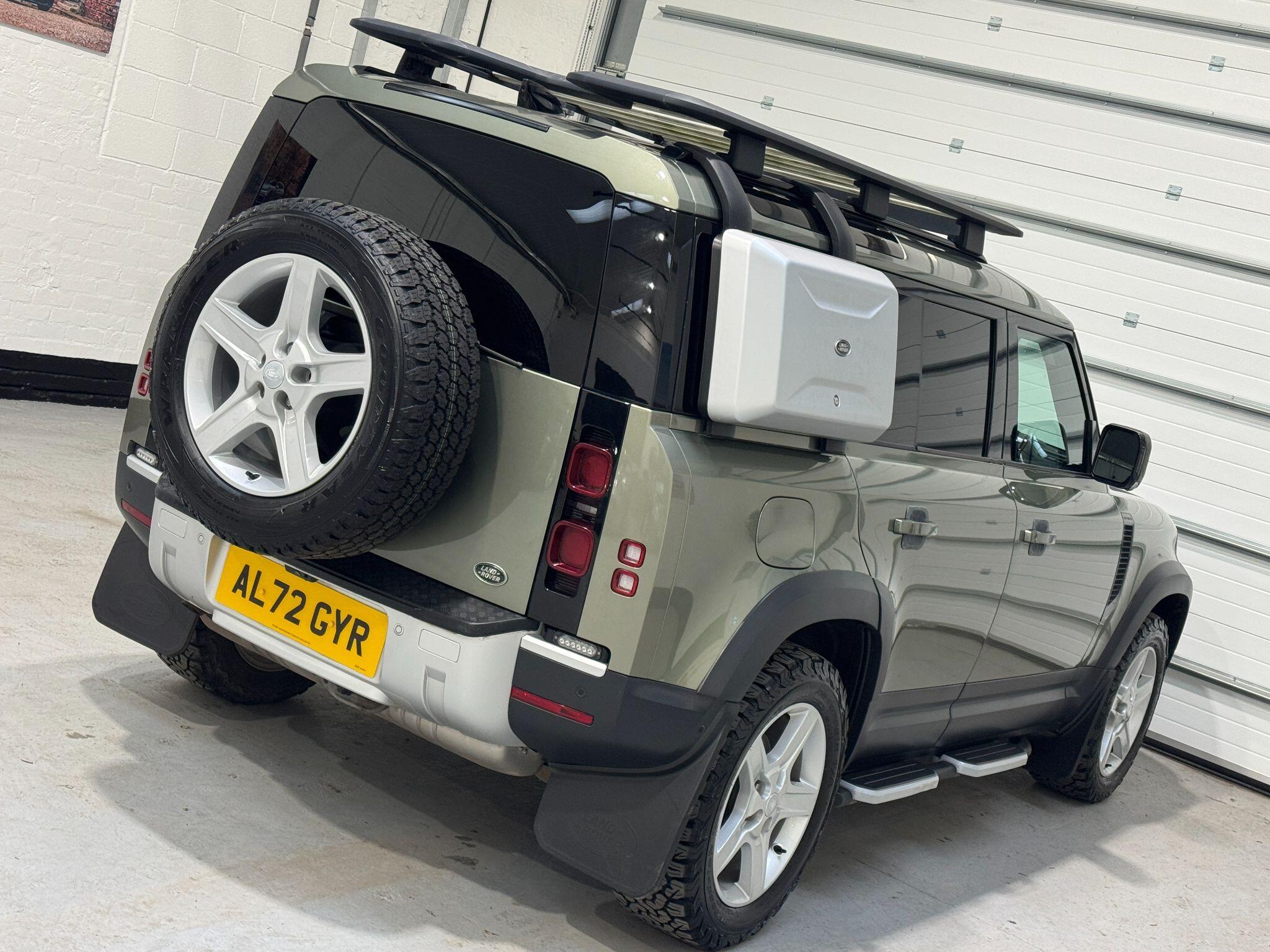 Land Rover Defender 110 - Image 32
