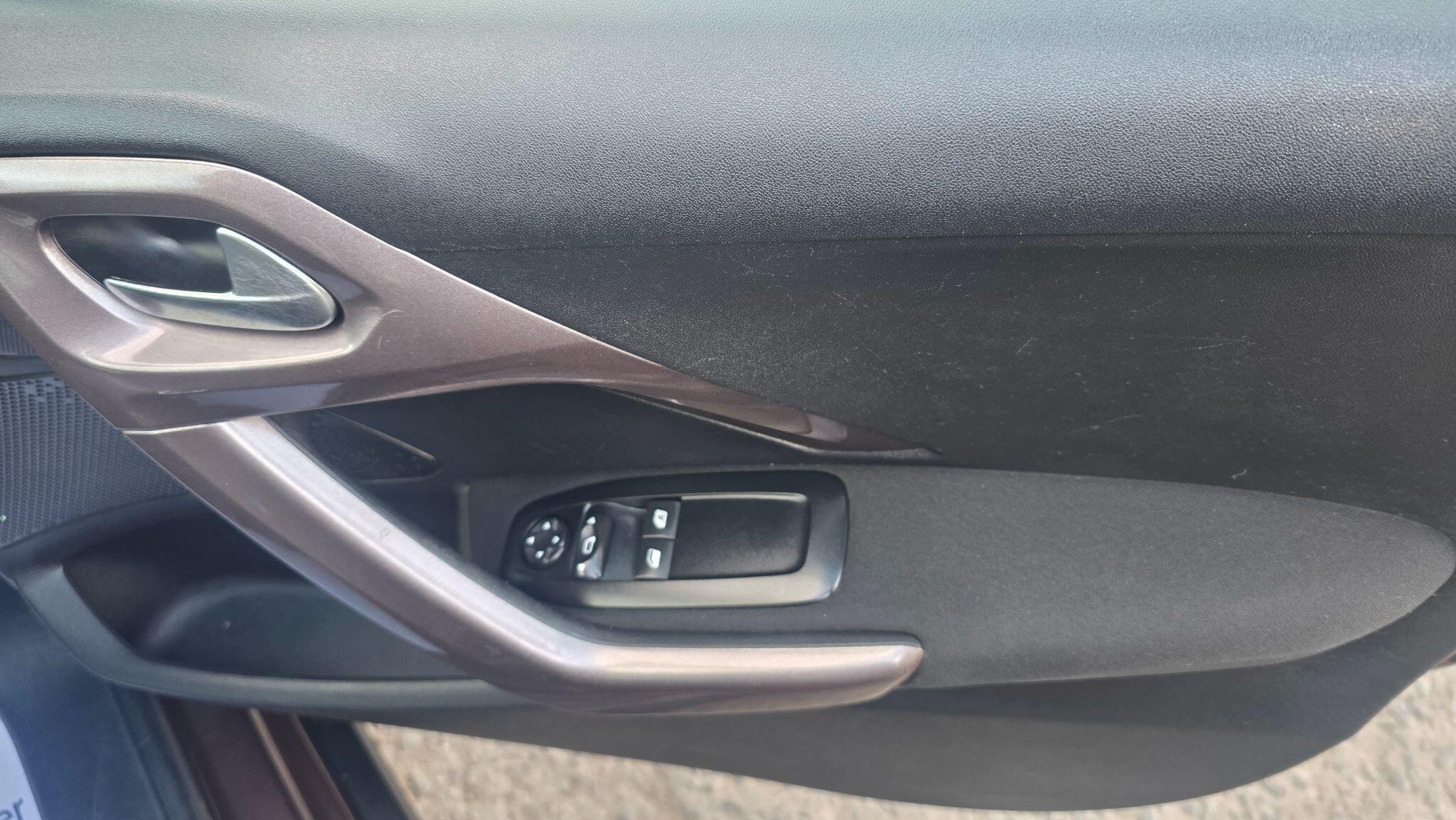 Peugeot 2008 - Image 29