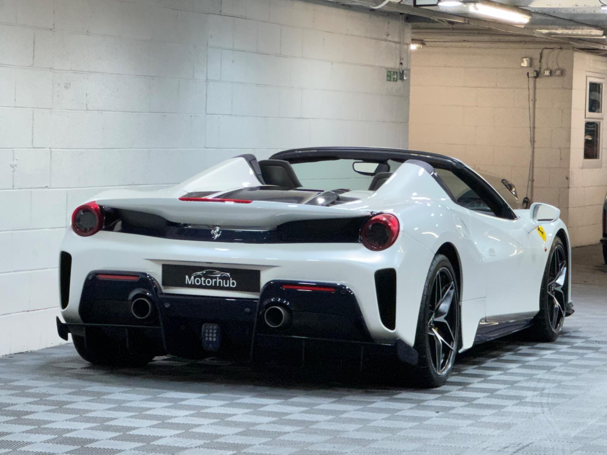 Ferrari 488 Pista - Image 3