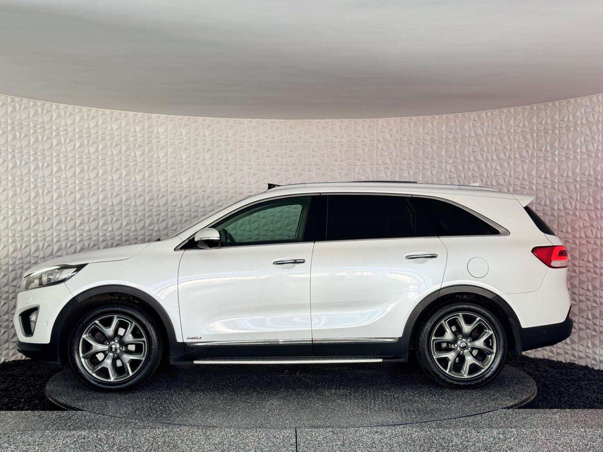 Kia Sorento - Image 18
