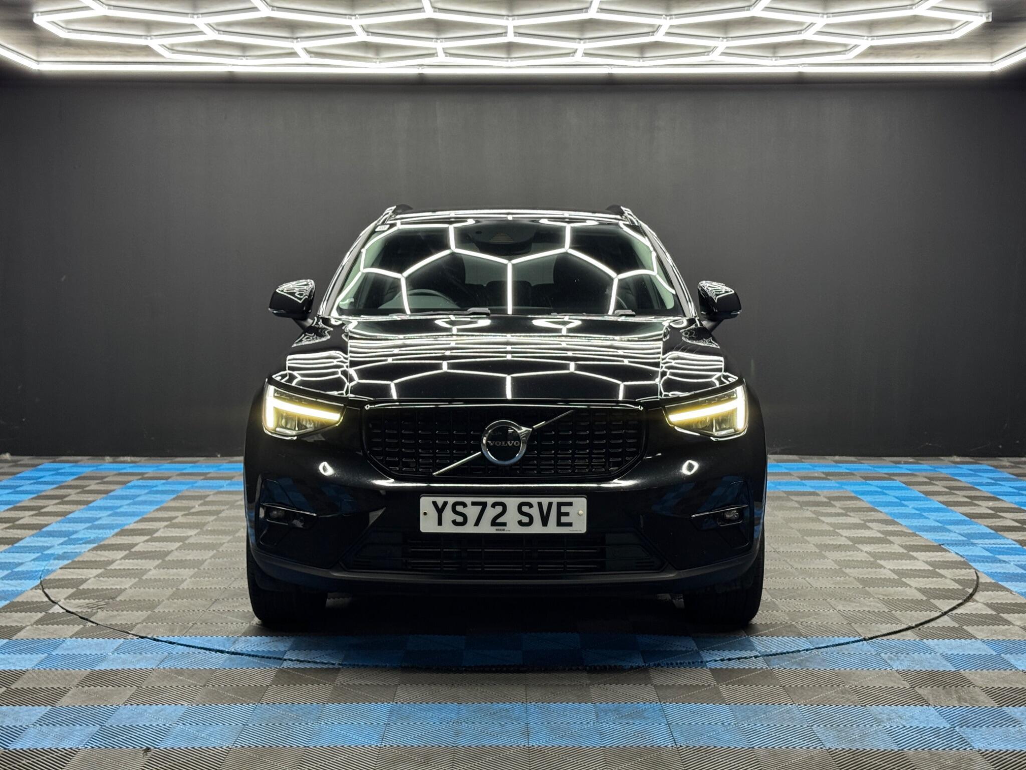 Volvo XC40 - Image 2