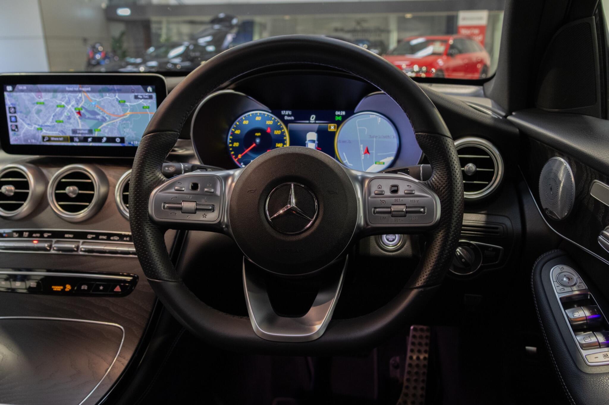 Mercedes GLC - Image 14