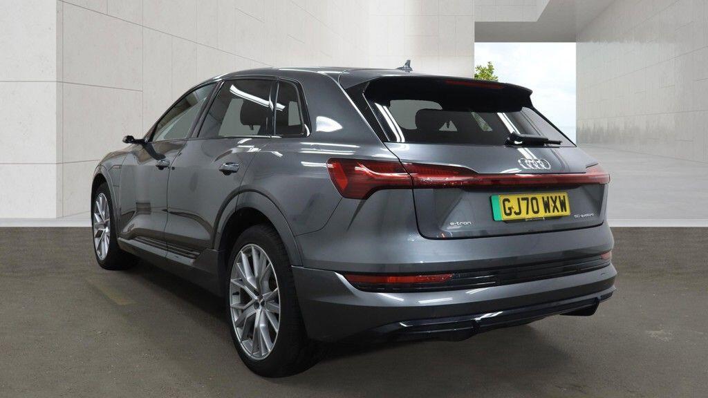 Audi E-Tron - Image 5