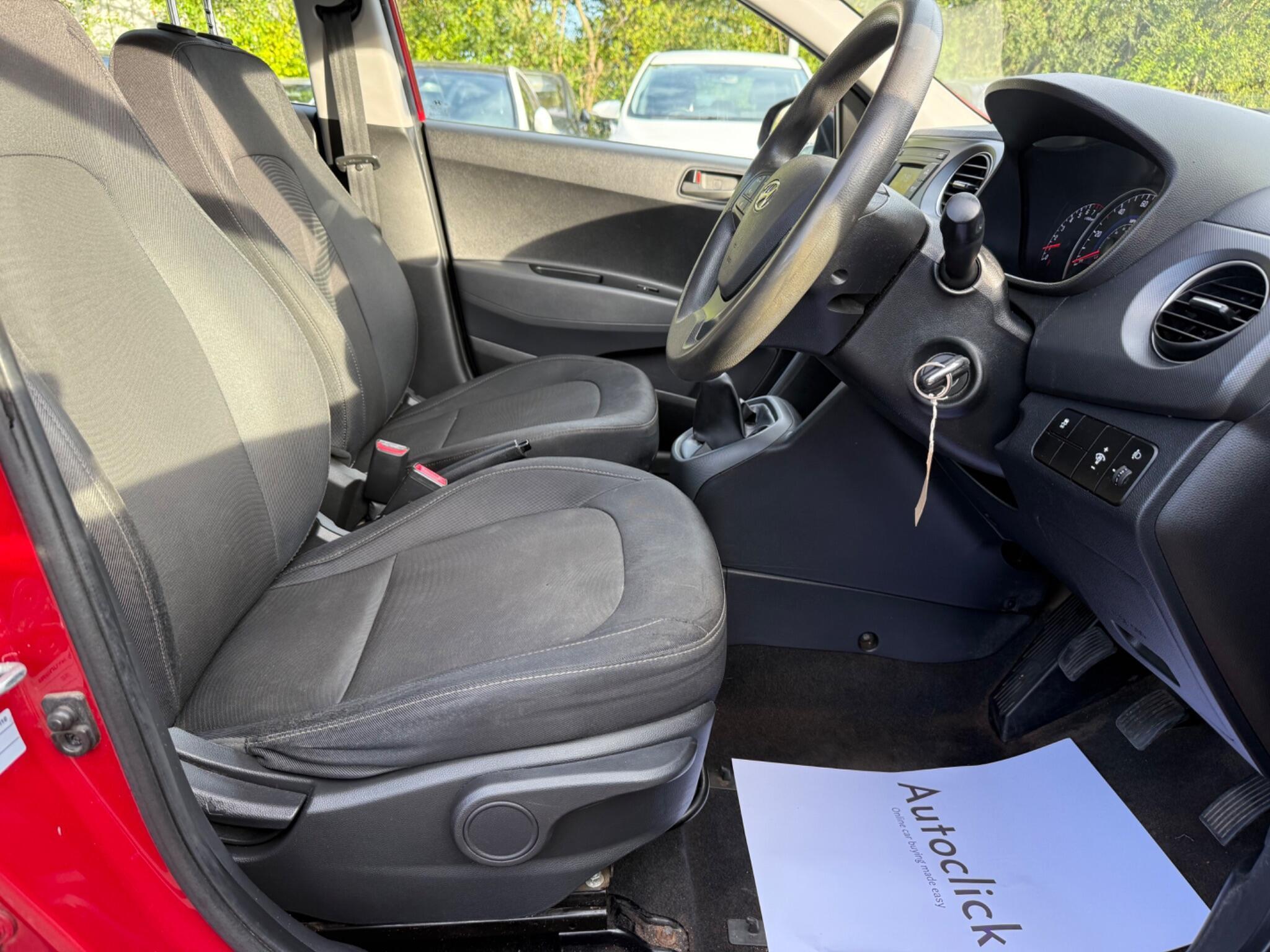 Hyundai i10 - Image 25